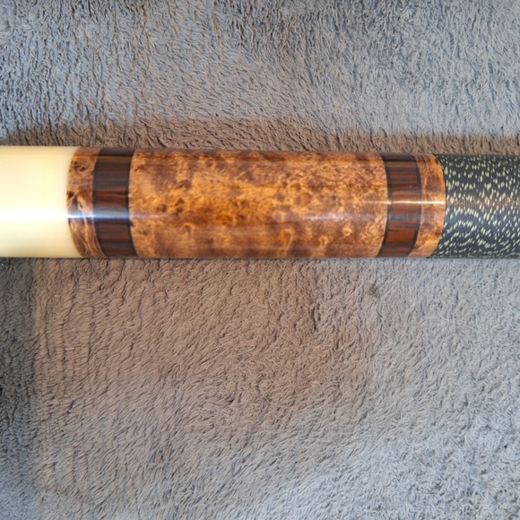 Ron Haley Custom Cue Stick - Picture 3 of 9